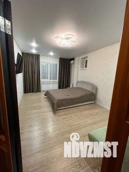 1-к квартира, посуточно, 45м2, 6/10 этаж