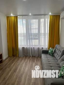 2-к квартира, посуточно, 40м2, 15/24 этаж