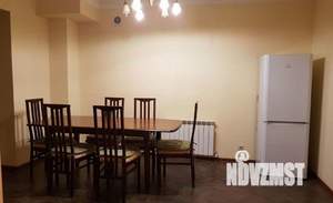 4-к квартира, посуточно, 150м2, 1/1 этаж