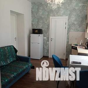 1-к квартира, посуточно, 24м2, 1/2 этаж