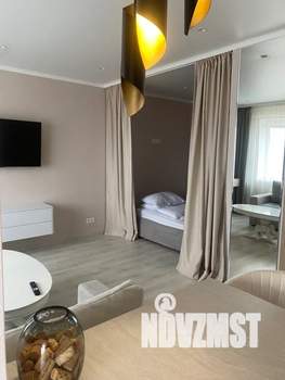 1-к квартира, посуточно, 42м2, 9/16 этаж