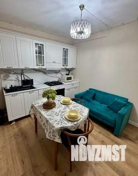 1-к квартира, посуточно, 56м2, 2/2 этаж