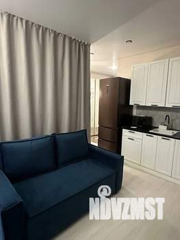 Студия квартира, посуточно, 32м2, 17/18 этаж