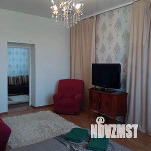 2-к квартира, посуточно, 55м2, 2/2 этаж