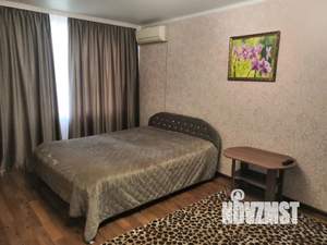 1-к квартира, посуточно, 32м2, 4/5 этаж