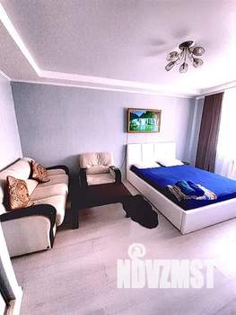 Студия квартира, посуточно, 45м2, 3/17 этаж