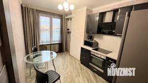 1-к квартира, на длительный срок, 42м2, 4/17 этаж