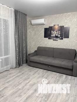 Студия квартира, посуточно, 33м2, 2/17 этаж