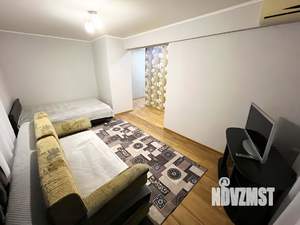 1-к квартира, посуточно, 35м2, 4/5 этаж