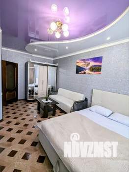 1-к квартира, посуточно, 35м2, 10/17 этаж