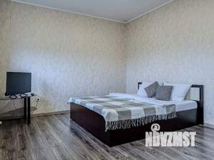 1-к квартира, посуточно, 87м2, 1/1 этаж
