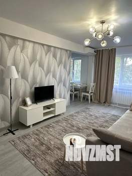 2-к квартира, посуточно, 44м2, 1/5 этаж