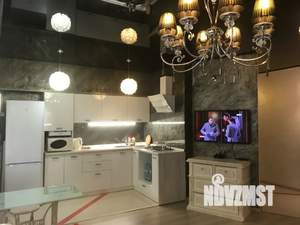 2-к квартира, посуточно, 45м2, 4/10 этаж