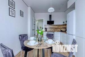 1-к квартира, посуточно, 49м2, 9/16 этаж