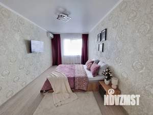 1-к квартира, посуточно, 35м2, 13/16 этаж