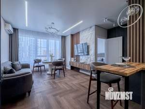 2-к квартира, посуточно, 42м2, 13/23 этаж