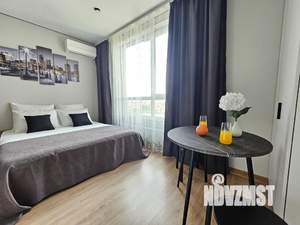 Студия квартира, посуточно, 25м2, 8/19 этаж