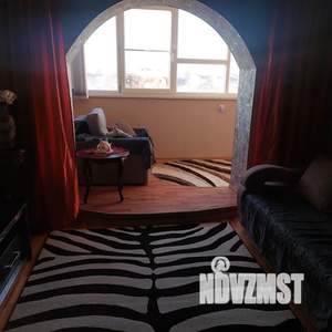 1-к квартира, посуточно, 43м2, 4/5 этаж