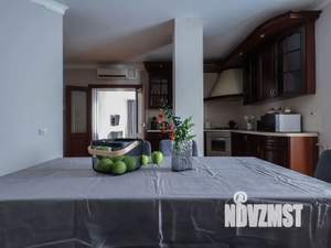 3-к квартира, посуточно, 150м2, 1/12 этаж