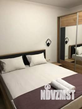 1-к квартира, посуточно, 43м2, 1/1 этаж