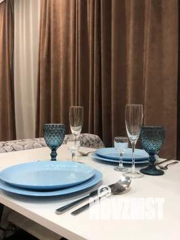 Студия квартира, посуточно, 35м2, 15/19 этаж