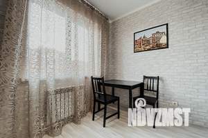 1-к квартира, посуточно, 42м2, 13/16 этаж