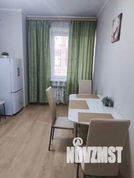 1-к квартира, посуточно, 42м2, 3/15 этаж