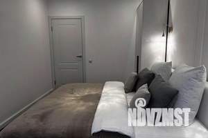 2-к квартира, посуточно, 38м2, 13/16 этаж