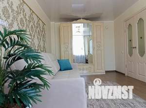 2-к квартира, посуточно, 43м2, 1/1 этаж
