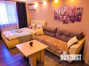 Студия квартира, посуточно, 30м2, 1/5 этаж