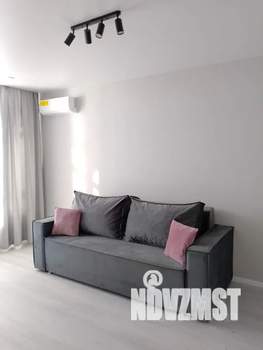 1-к квартира, посуточно, 38м2, 8/19 этаж