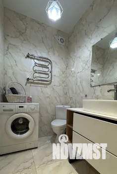 2-к квартира, посуточно, 40м2, 18/24 этаж