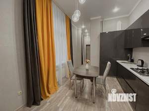 1-к квартира, посуточно, 42м2, 1/1 этаж