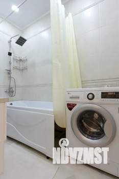 1-к квартира, посуточно, 42м2, 11/16 этаж