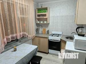 2-к квартира, посуточно, 42м2, 4/5 этаж