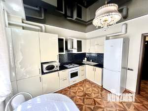 1-к квартира, посуточно, 50м2, 4/9 этаж