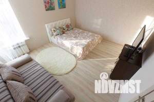 2-к квартира, посуточно, 10м2, 1/1 этаж