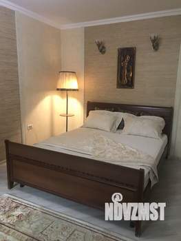 Студия квартира, посуточно, 32м2, 1/5 этаж