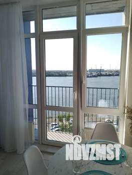 1-к квартира, посуточно, 38м2, 8/19 этаж