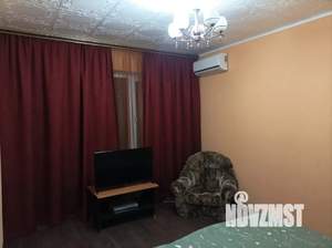 1-к квартира, посуточно, 64м2, 1/9 этаж