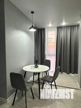 Студия квартира, посуточно, 41м2, 15/16 этаж