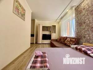 1-к квартира, посуточно, 36м2, 1/1 этаж