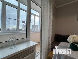 1-к квартира, посуточно, 37м2, 8/17 этаж