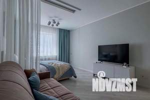 1-к квартира, посуточно, 40м2, 7/16 этаж