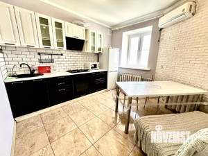 1-к квартира, посуточно, 50м2, 9/9 этаж