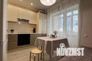 1-к квартира, посуточно, 37м2, 8/17 этаж