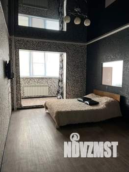 Студия квартира, посуточно, 37м2, 2/10 этаж