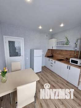 1-к квартира, посуточно, 40м2, 14/17 этаж