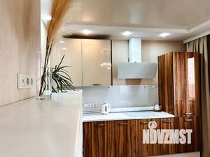 2-к квартира, посуточно, 65м2, 12/17 этаж