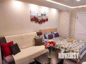 Студия квартира, посуточно, 29м2, 1/5 этаж